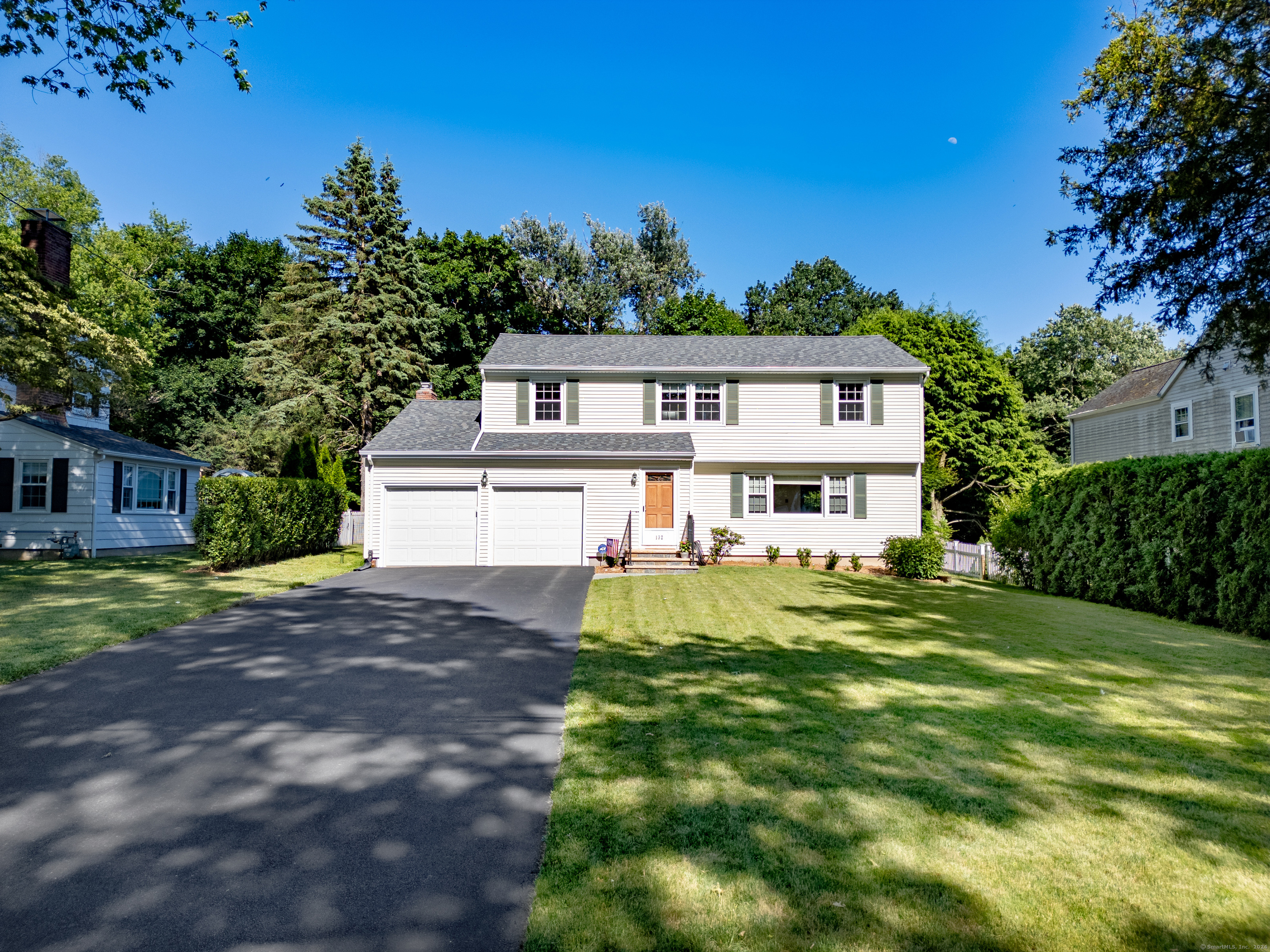 132 Lawrence Road Fairfield CT 06824