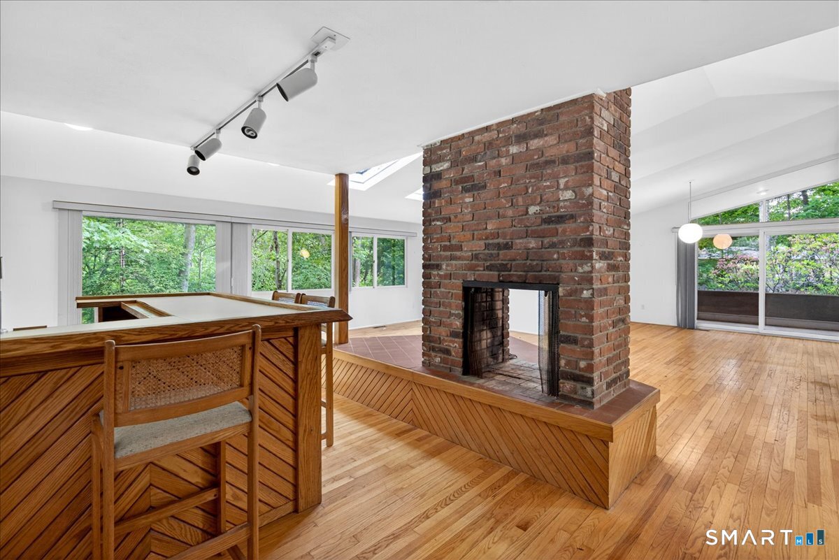 454 Old Cellar Road Orange CT 06477