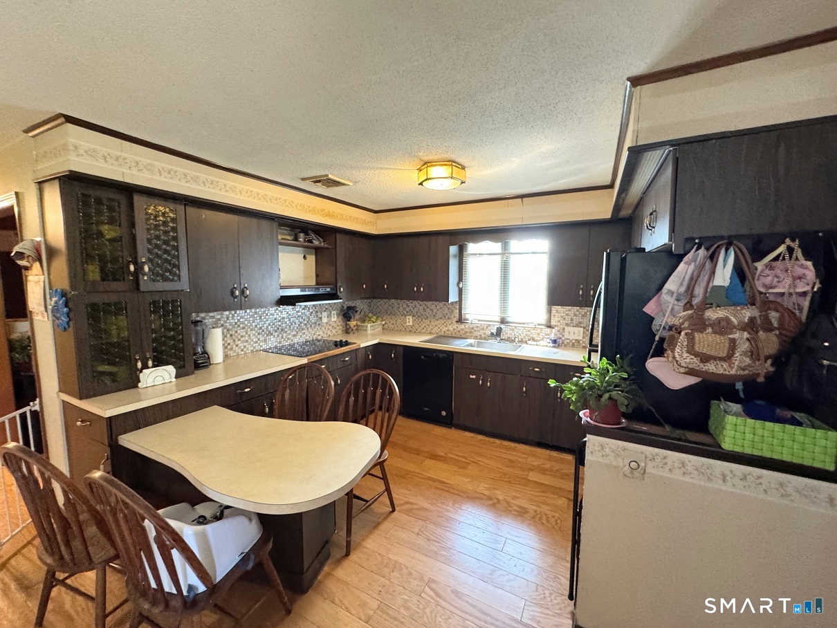 879 Congress Avenue Extension Waterbury CT 06708