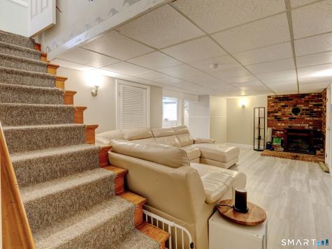 887 Spindle Hill Road Wolcott CT 06716