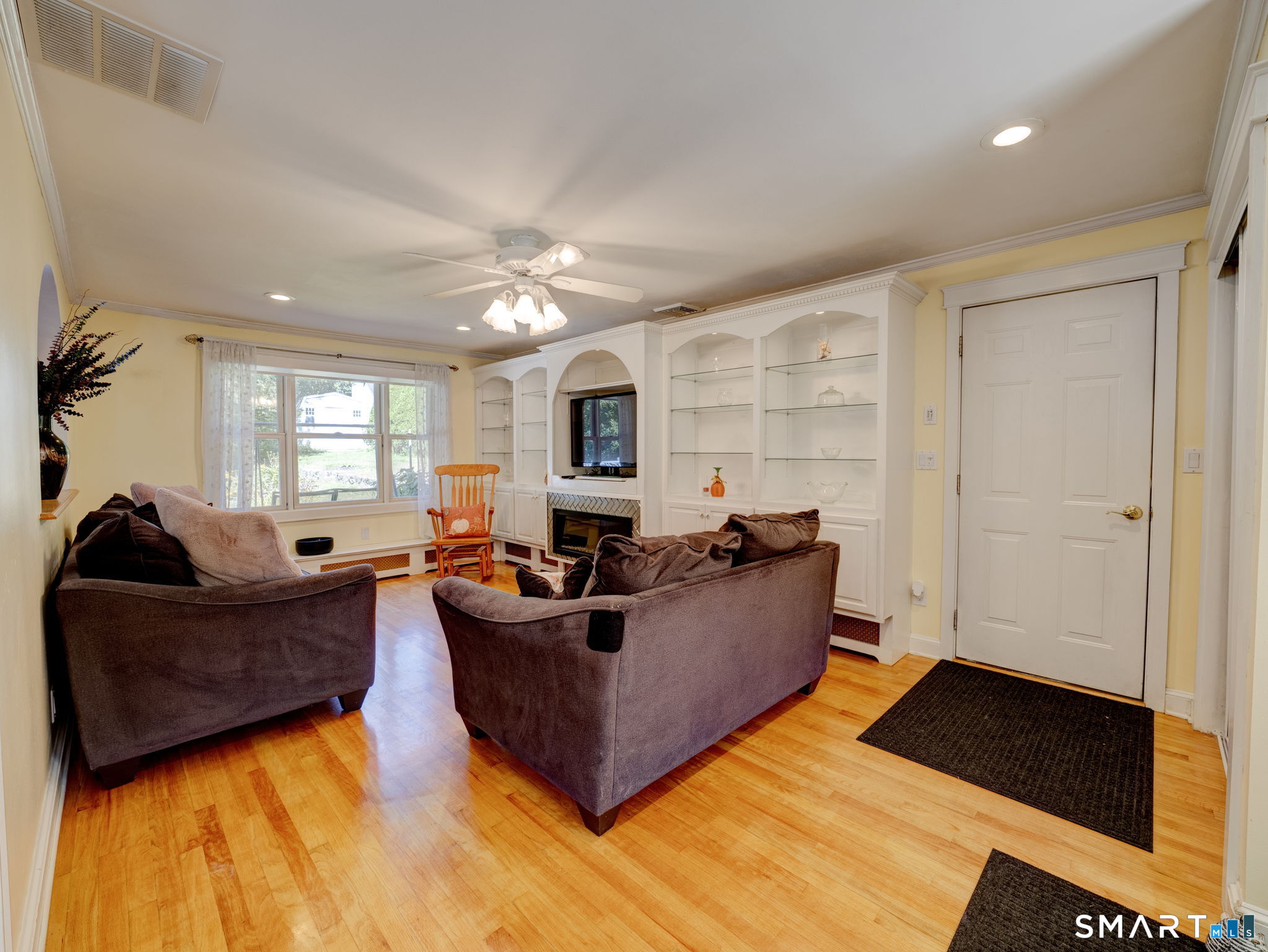 887 Spindle Hill Road Wolcott CT 06716
