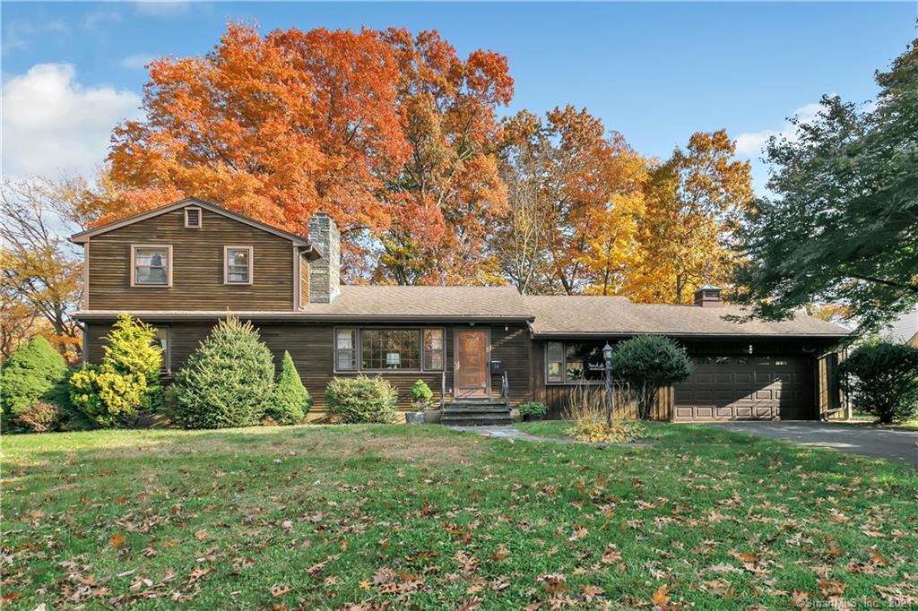 14 Westwood Road Trumbull CT 06611