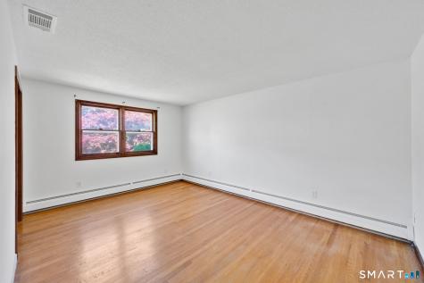 75 Barry Place Rocky Hill CT 06067