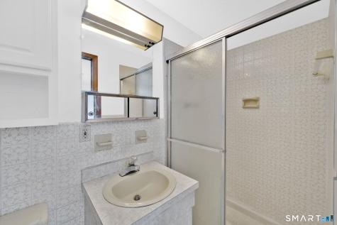 75 Barry Place Rocky Hill CT 06067