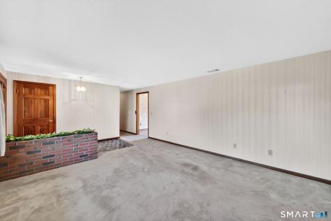 75 Barry Place Rocky Hill CT 06067