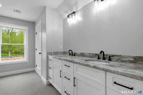 29 South Road Bozrah CT 06334