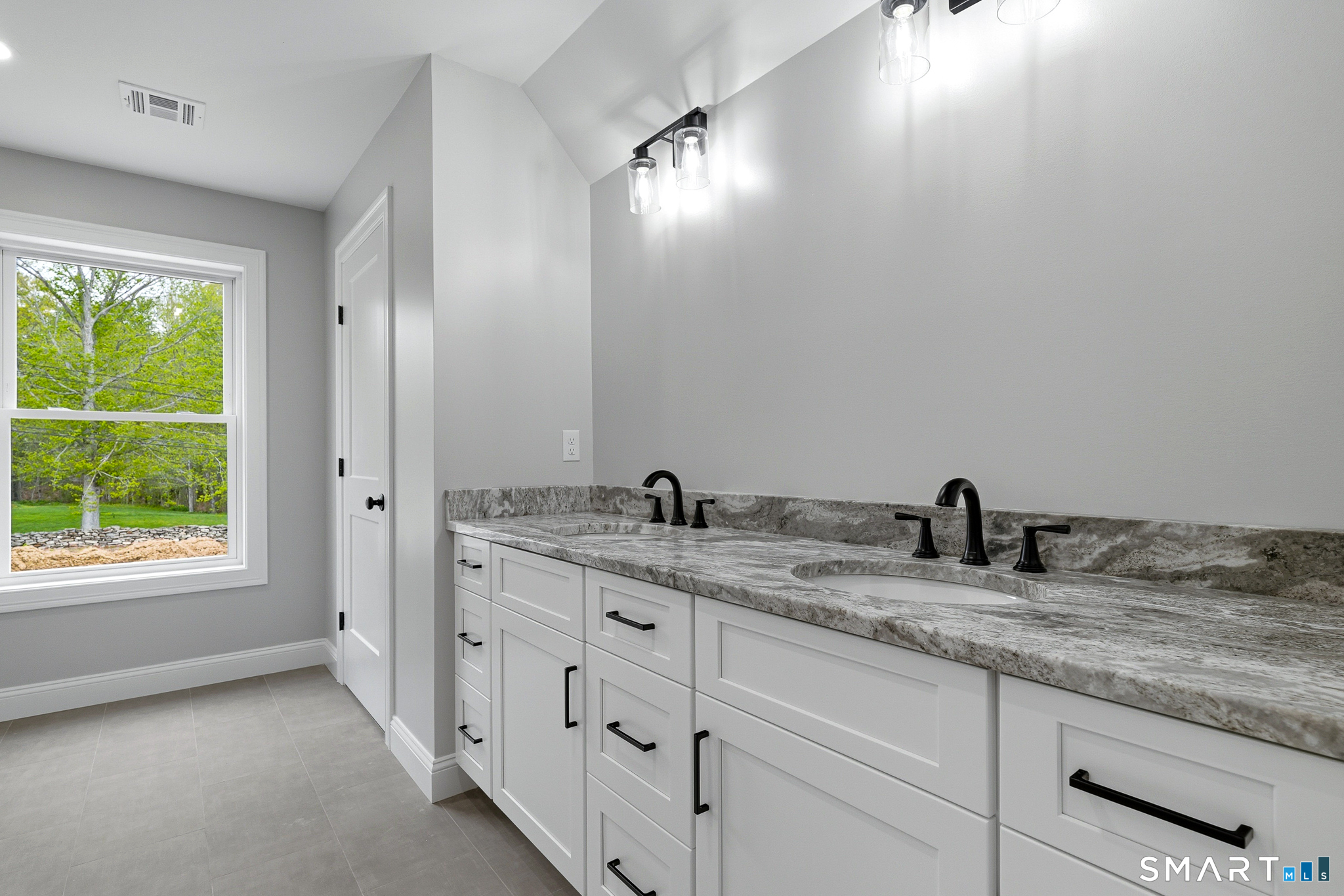 29 South Road Bozrah CT 06334