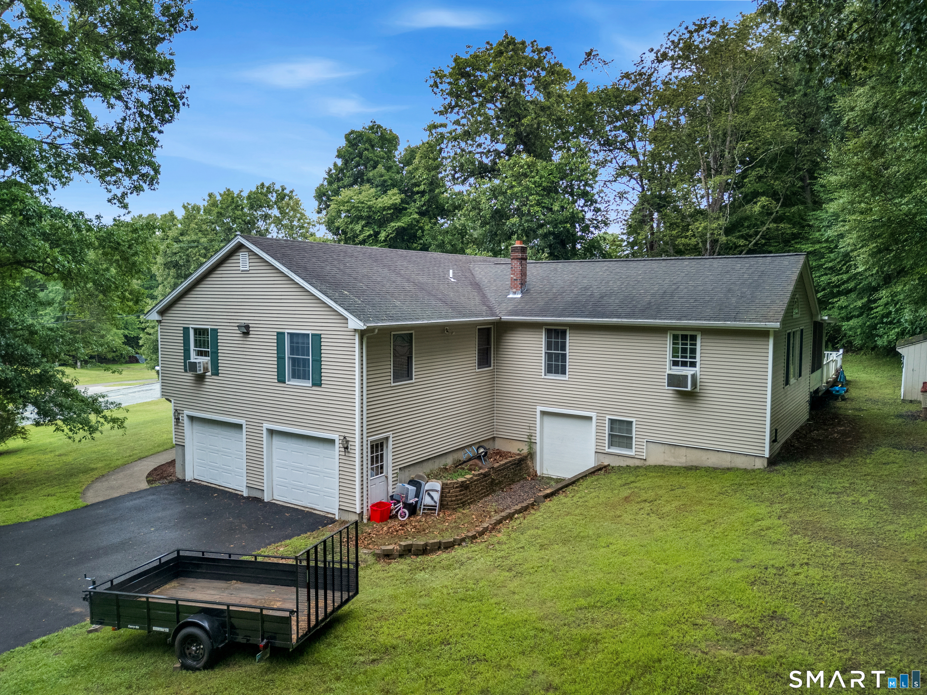 32 School House Road Preston CT 06365