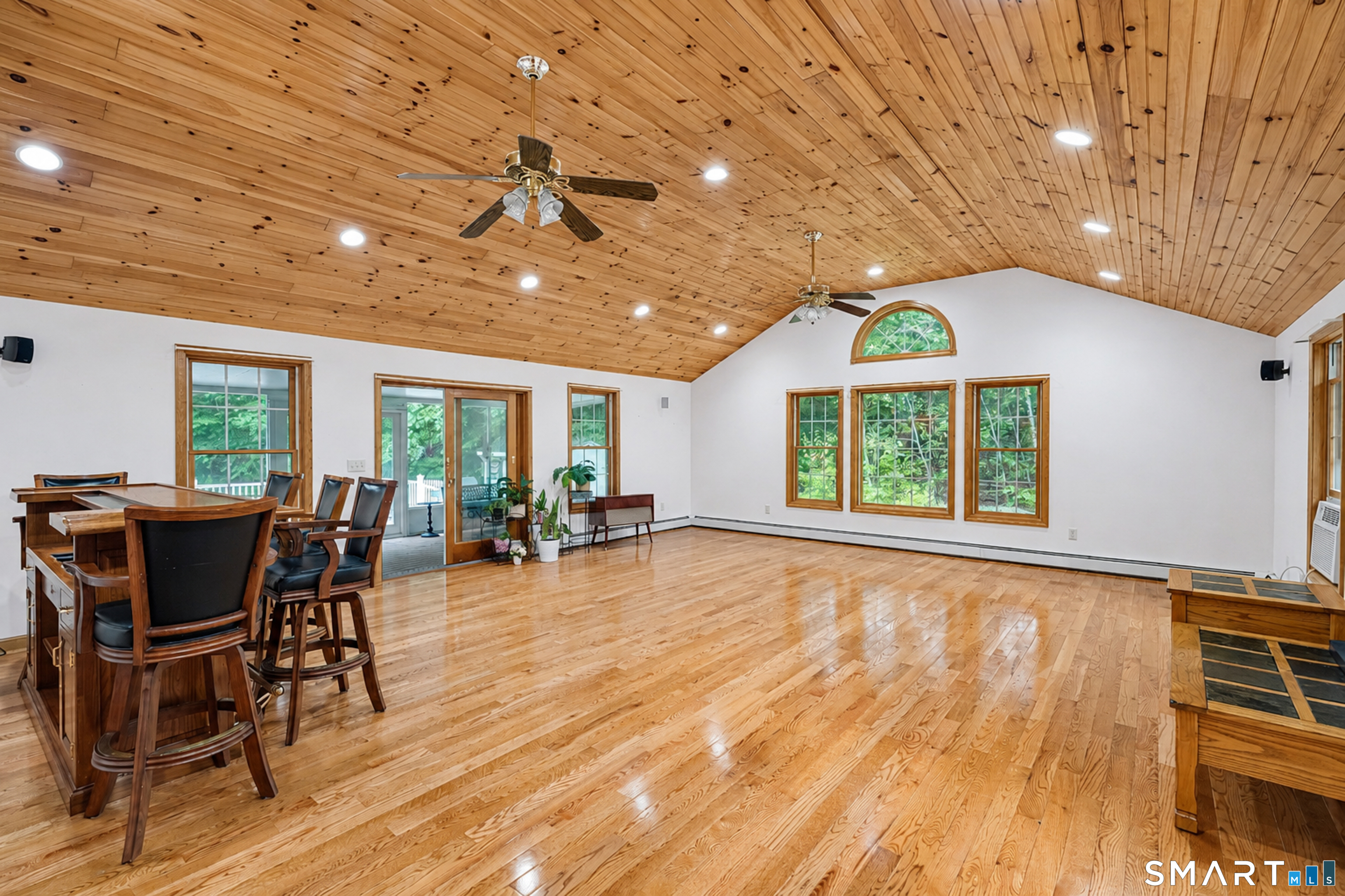 32 School House Road Preston CT 06365