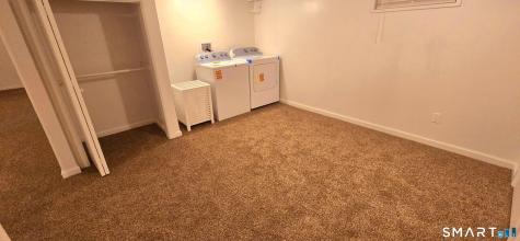 64 4TH Street Bristol CT 06010