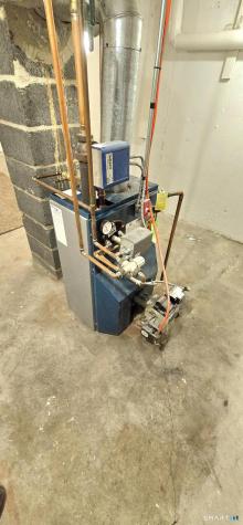 64 4TH Street Bristol CT 06010