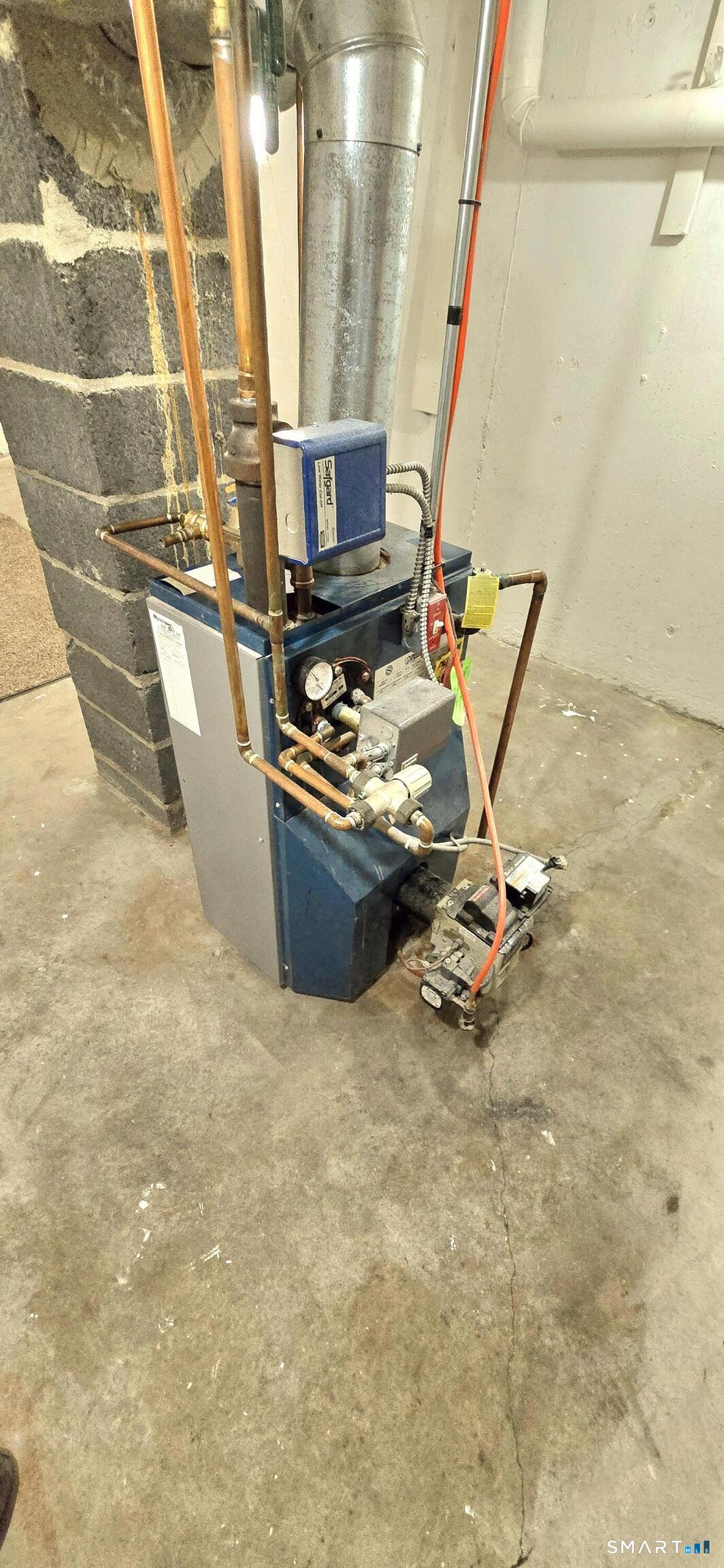 64 4TH Street Bristol CT 06010