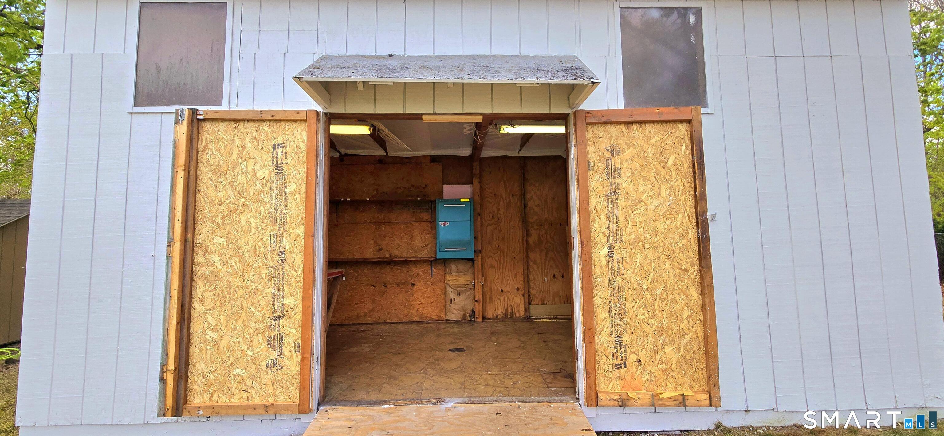 64 4TH Street Bristol CT 06010