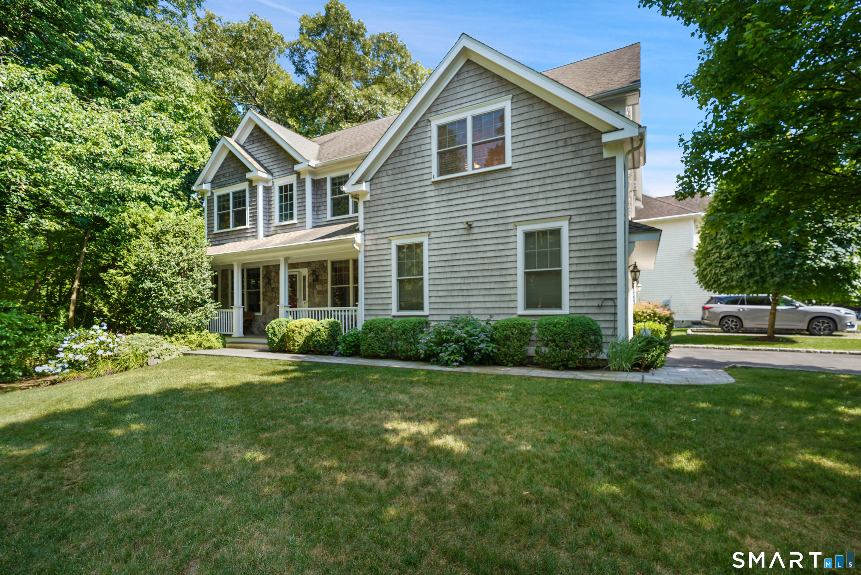 2 Blue Mountain Court Norwalk CT 06851