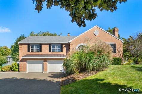 30 Briarwood Drive Seymour CT 06483