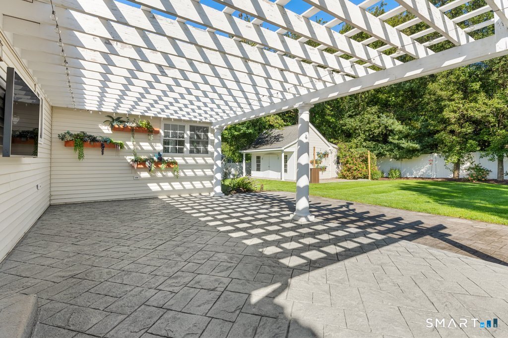 30 Briarwood Drive Seymour CT 06483