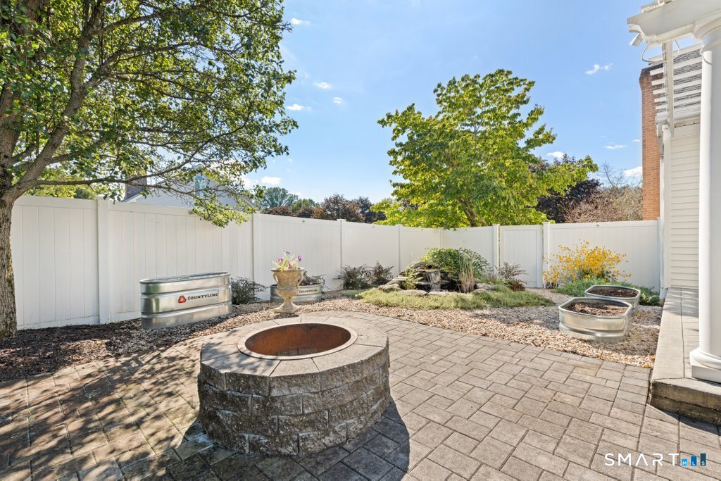 30 Briarwood Drive Seymour CT 06483
