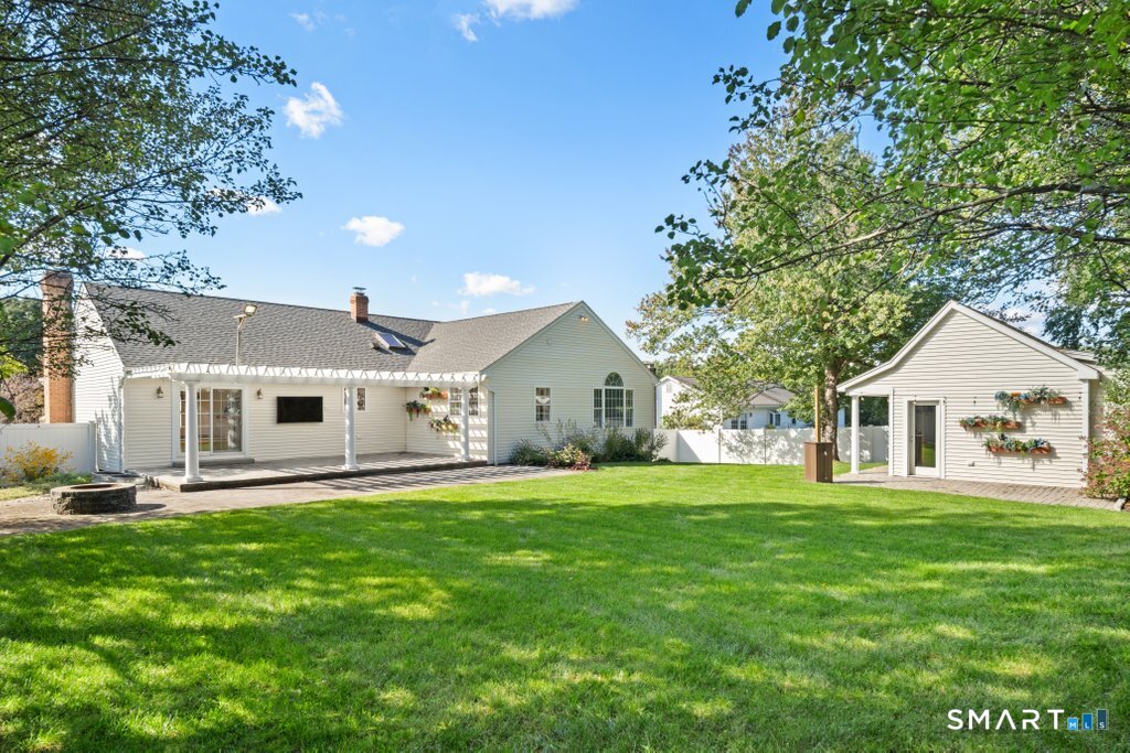 30 Briarwood Drive Seymour CT 06483