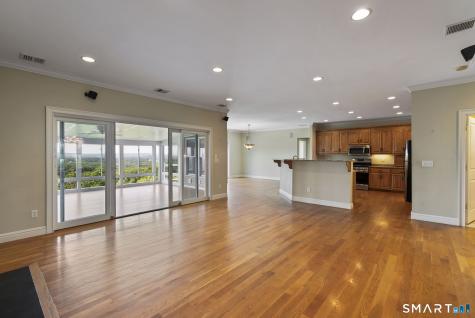 135 Cedarwood Lane Newington CT 06111