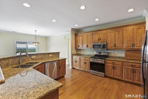 135 Cedarwood Lane Newington CT 06111