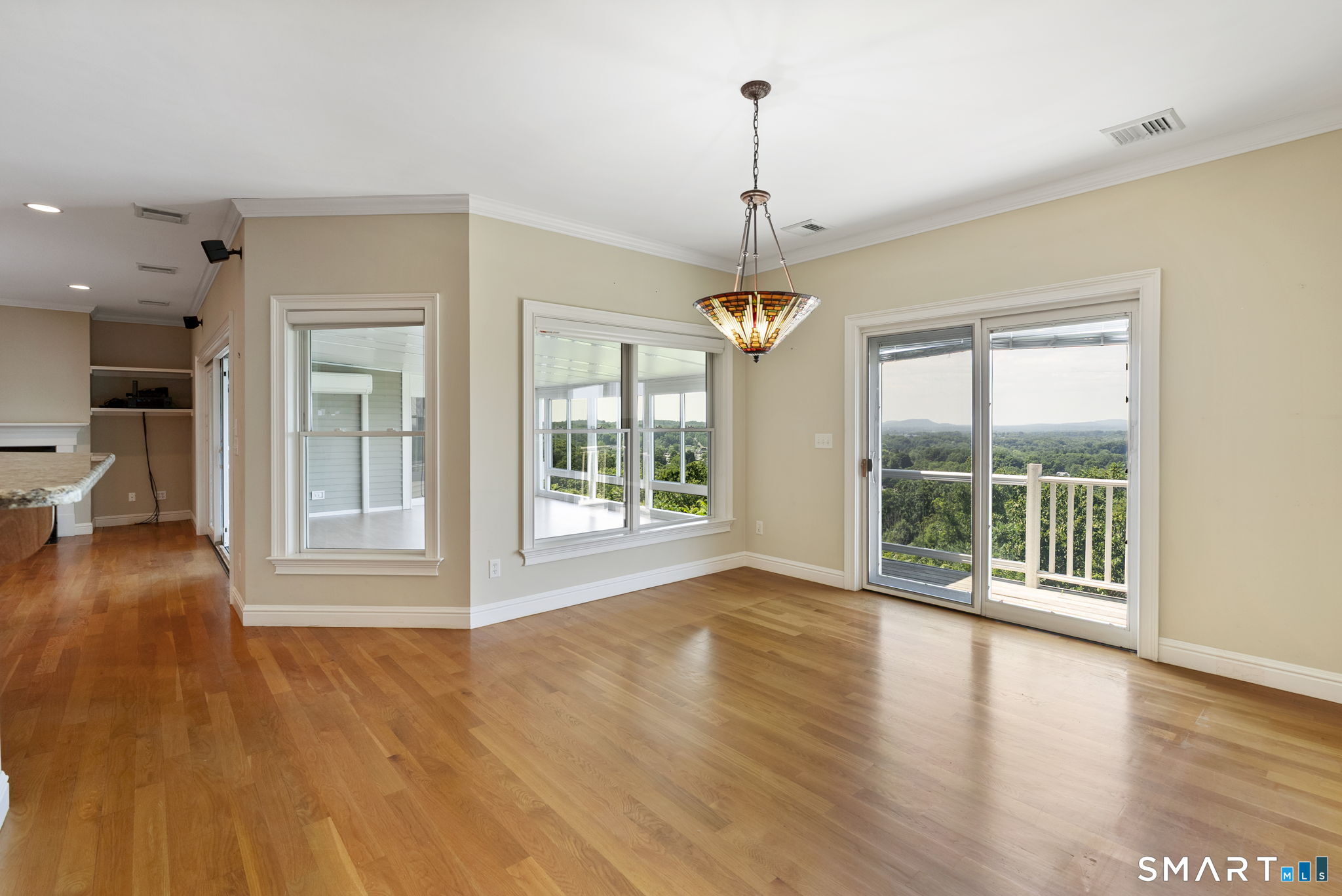 135 Cedarwood Lane Newington CT 06111