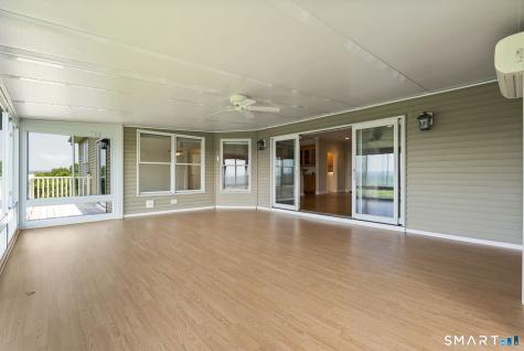 135 Cedarwood Lane Newington CT 06111