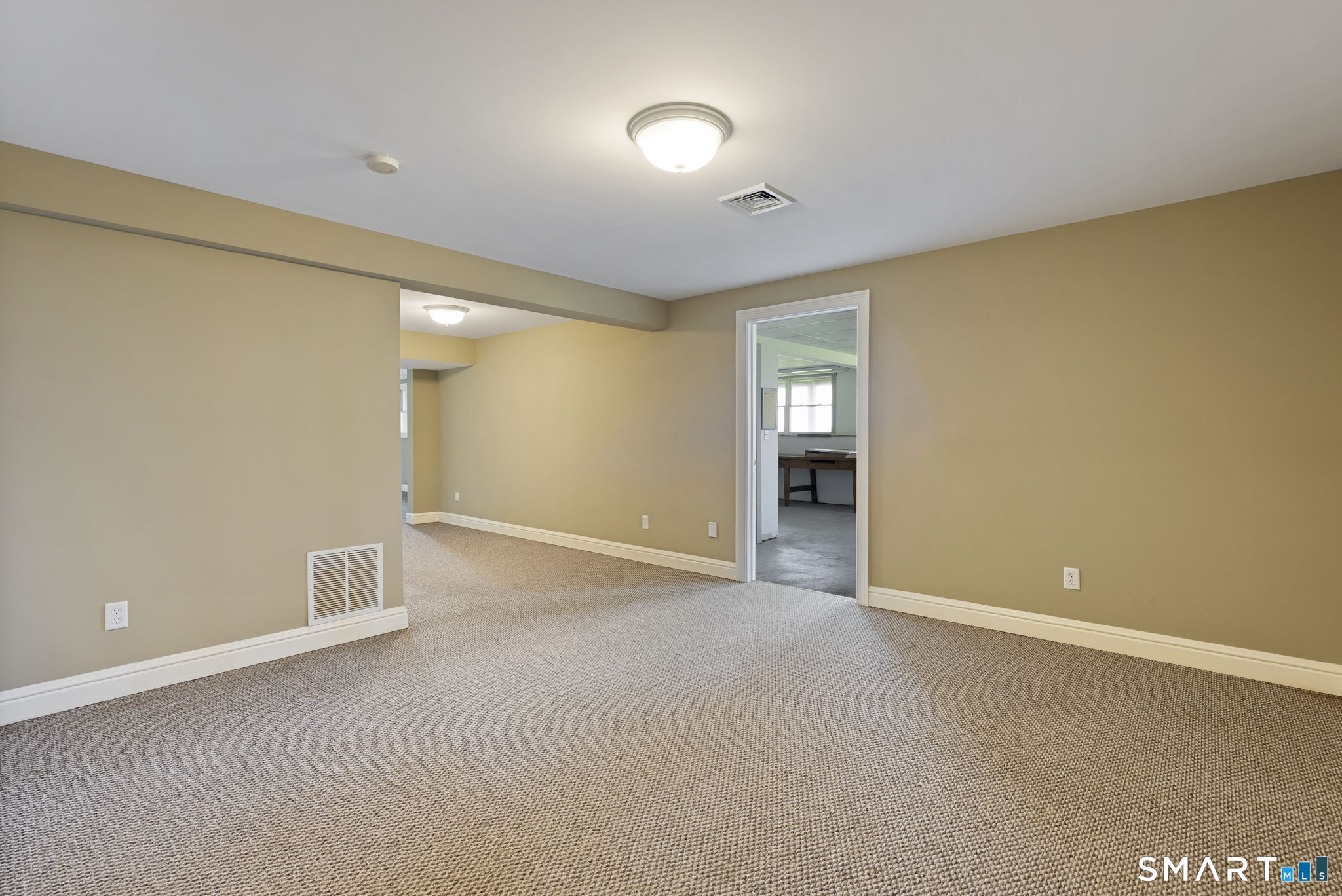 135 Cedarwood Lane Newington CT 06111