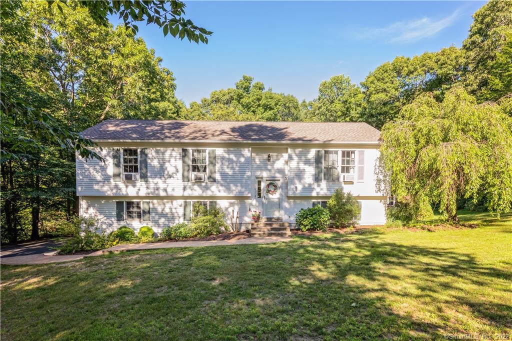 20 Old Parkwood Road New Milford CT 06776