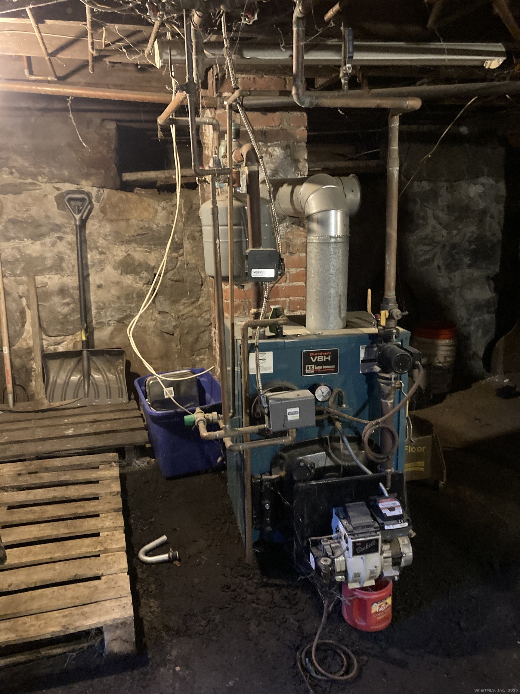 231 Poquonnock Road Groton CT 06340