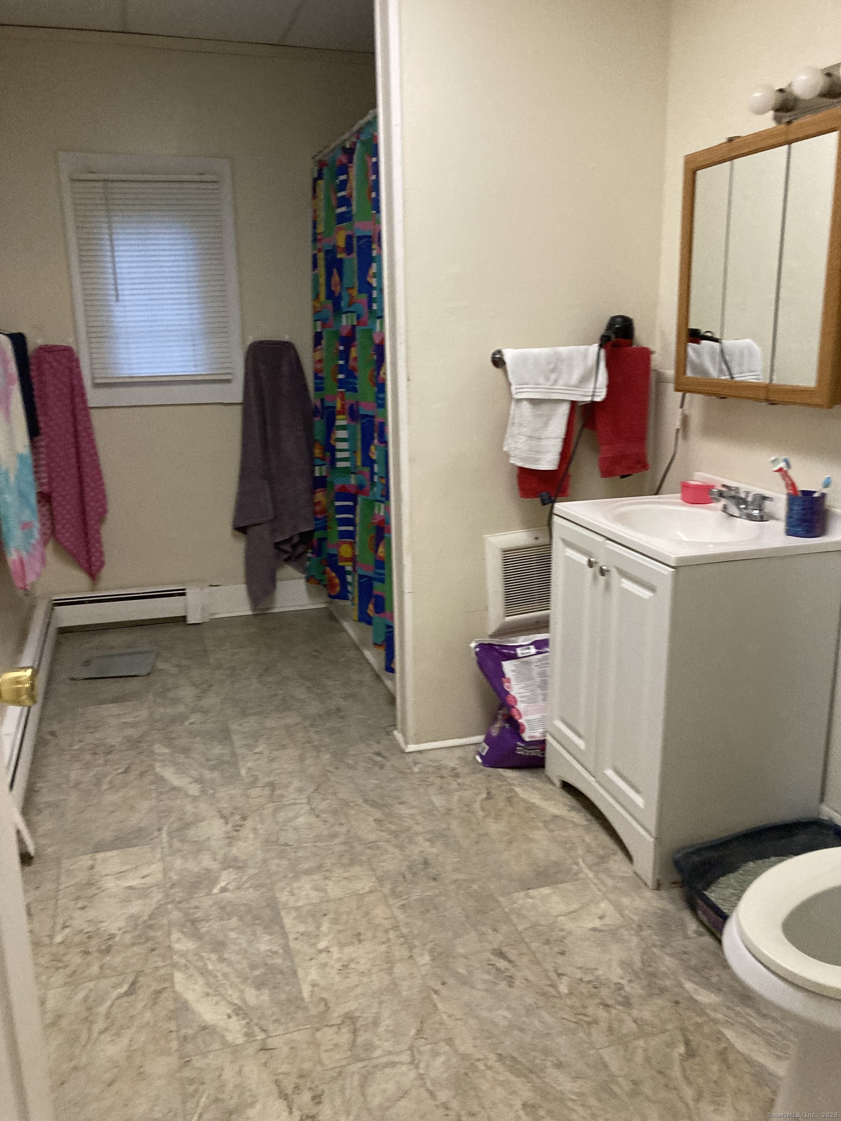 231 Poquonnock Road Groton CT 06340