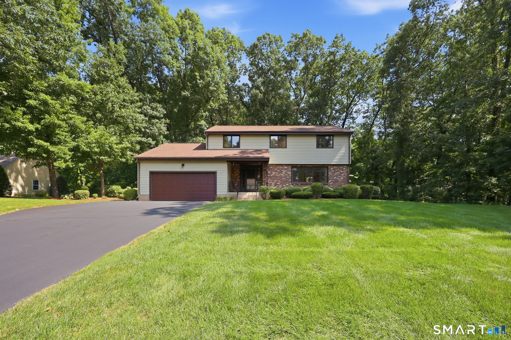 26 Rustic Lane South Windsor CT 06074