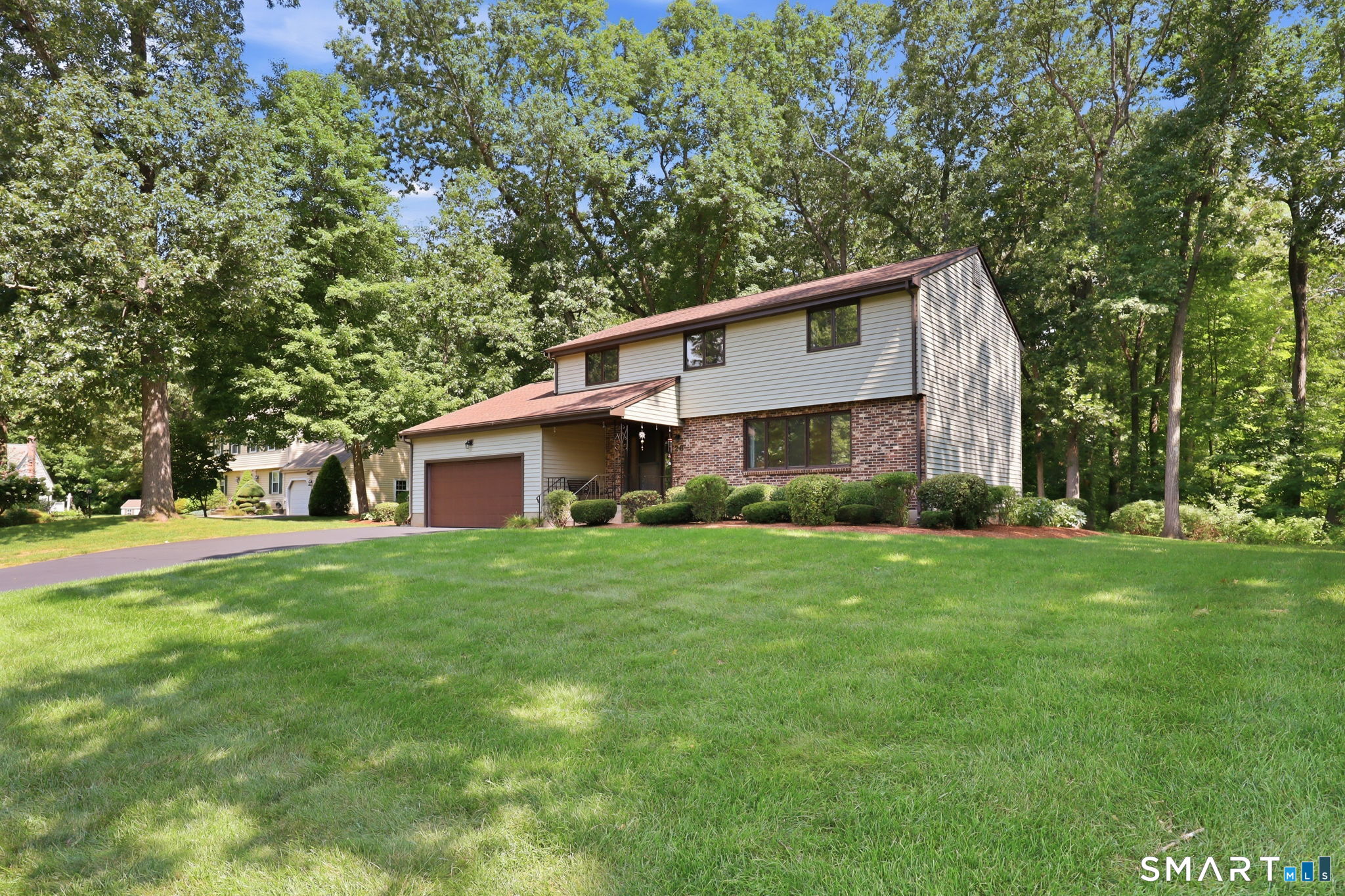 26 Rustic Lane South Windsor CT 06074