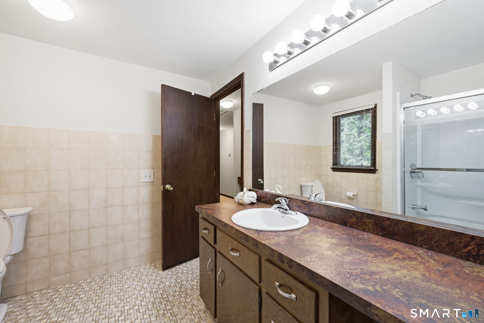 26 Rustic Lane South Windsor CT 06074