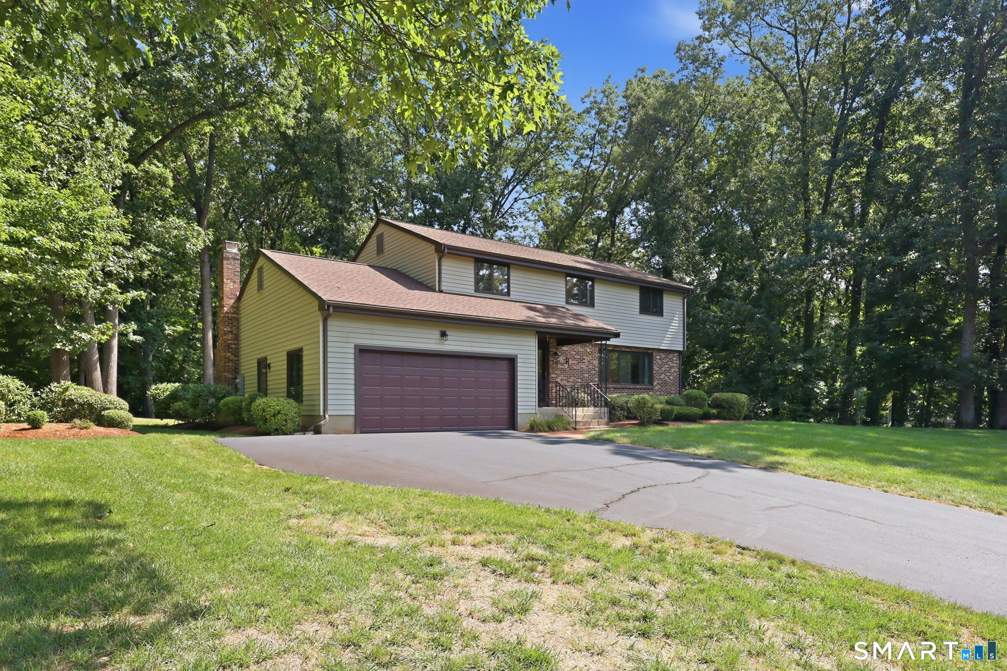 26 Rustic Lane South Windsor CT 06074