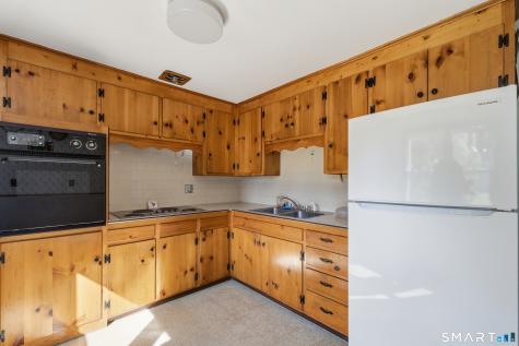 3 Thomas Street Portland CT 06480