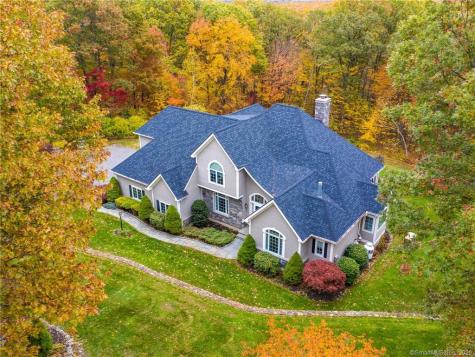 24 Old Field Road Burlington CT 06013
