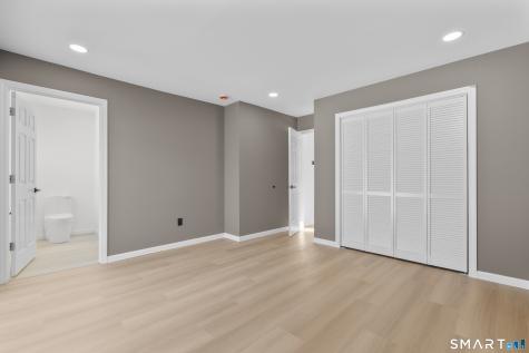 106 Burr Street East Haven CT 06512