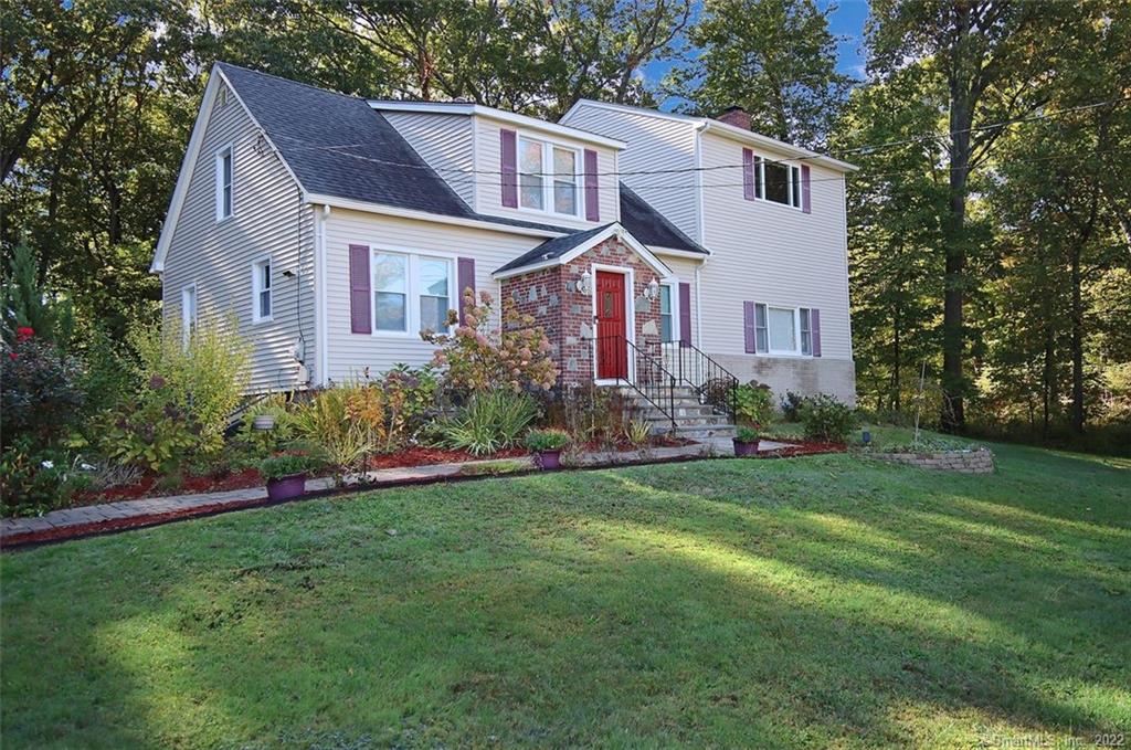11 Indian River Road Orange CT 06477