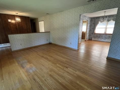275 Scott Road Waterbury CT 06705