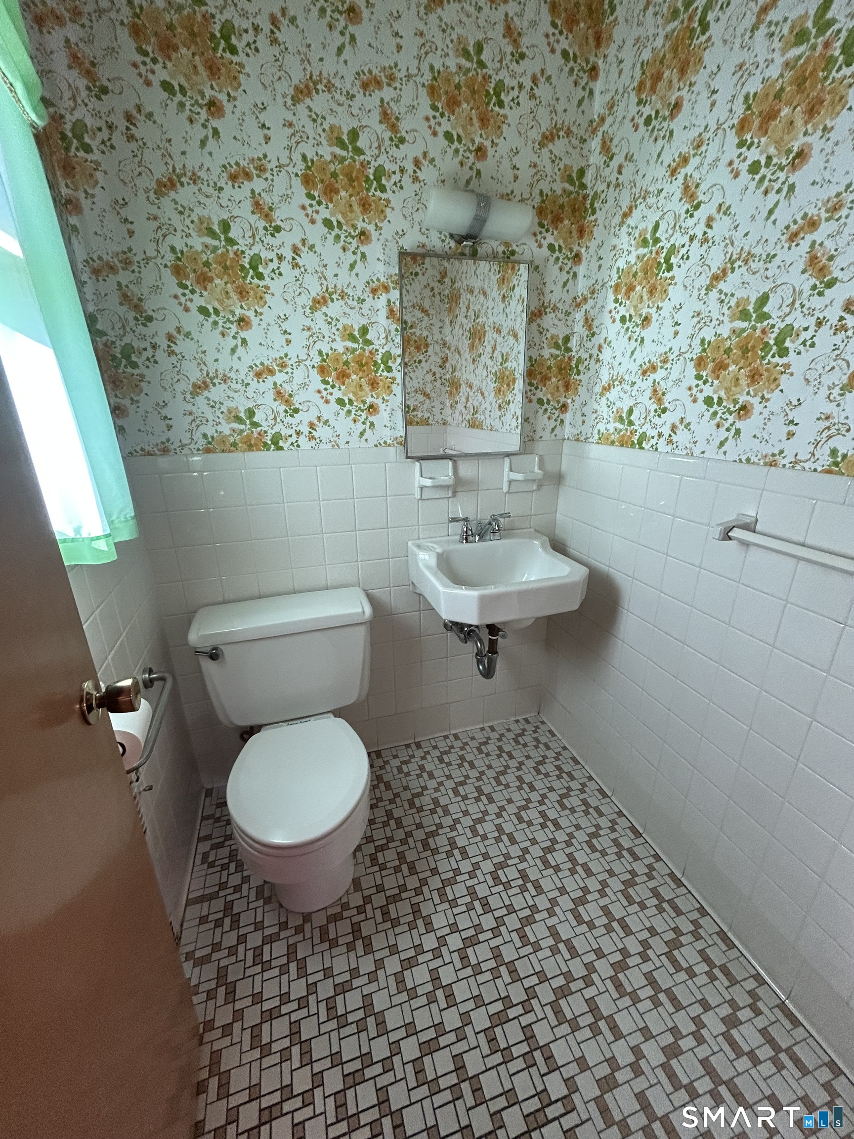 275 Scott Road Waterbury CT 06705