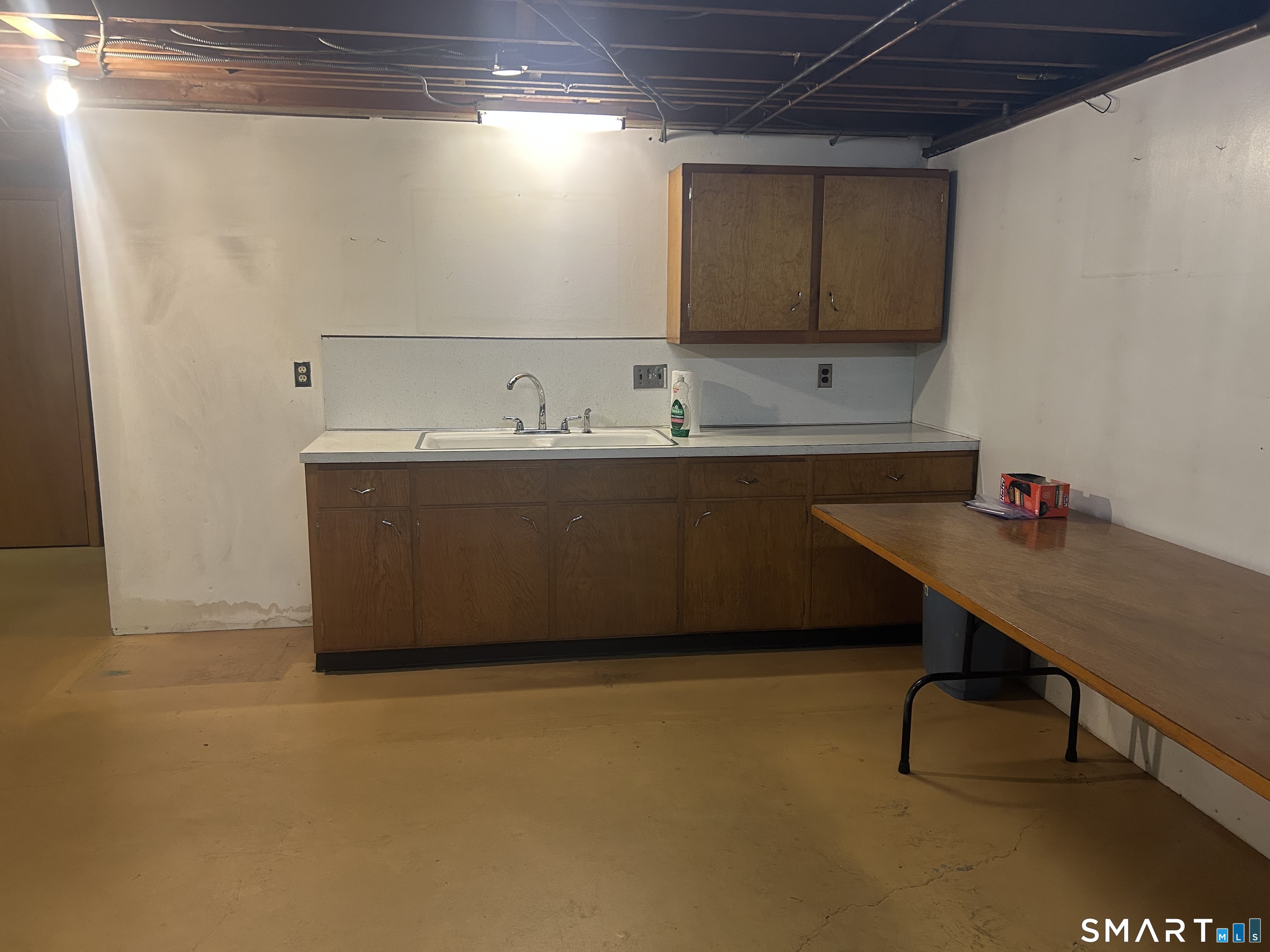 275 Scott Road Waterbury CT 06705