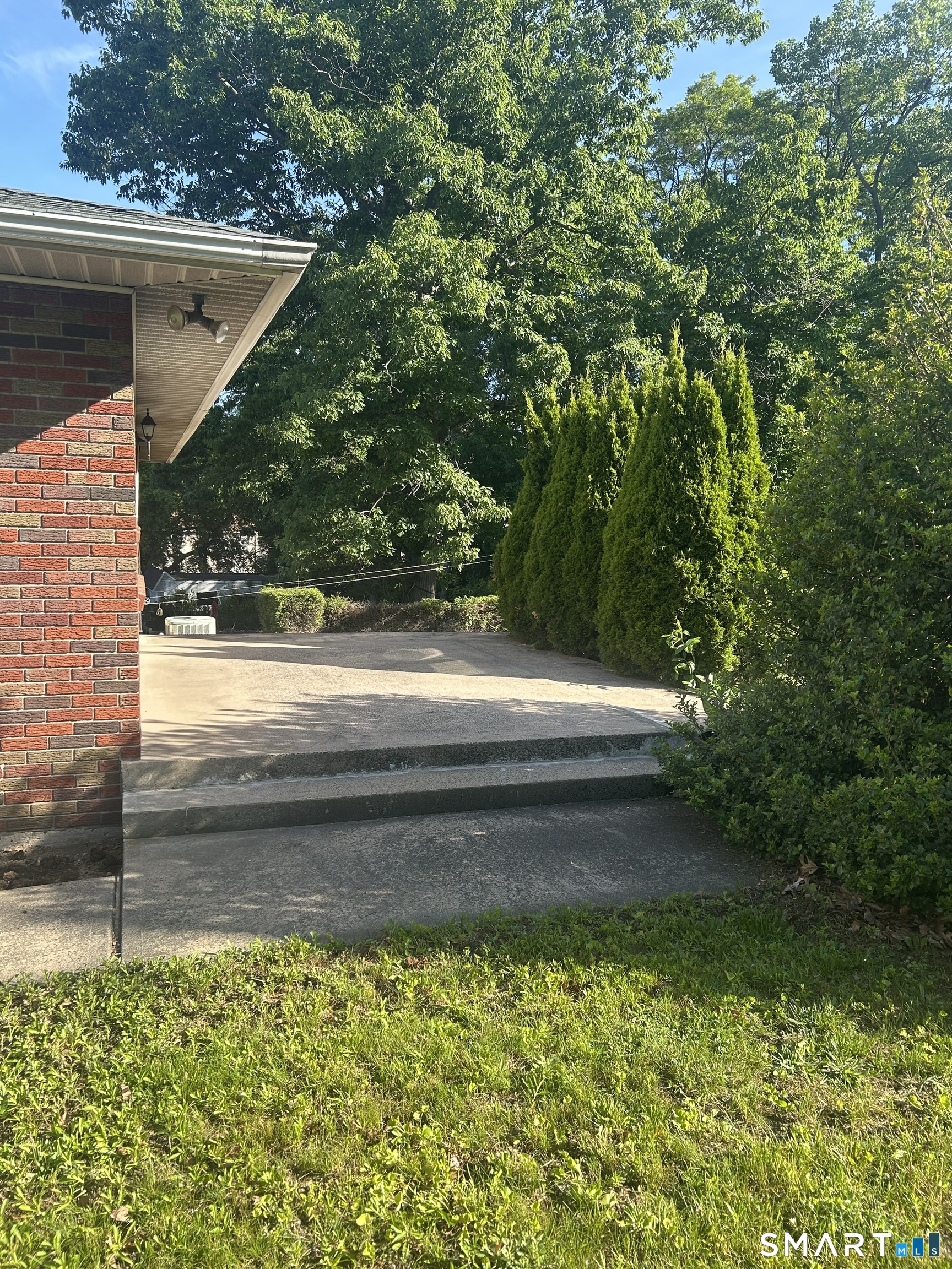 275 Scott Road Waterbury CT 06705