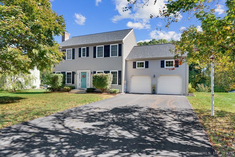 6 Trailside Drive Wallingford CT 06492
