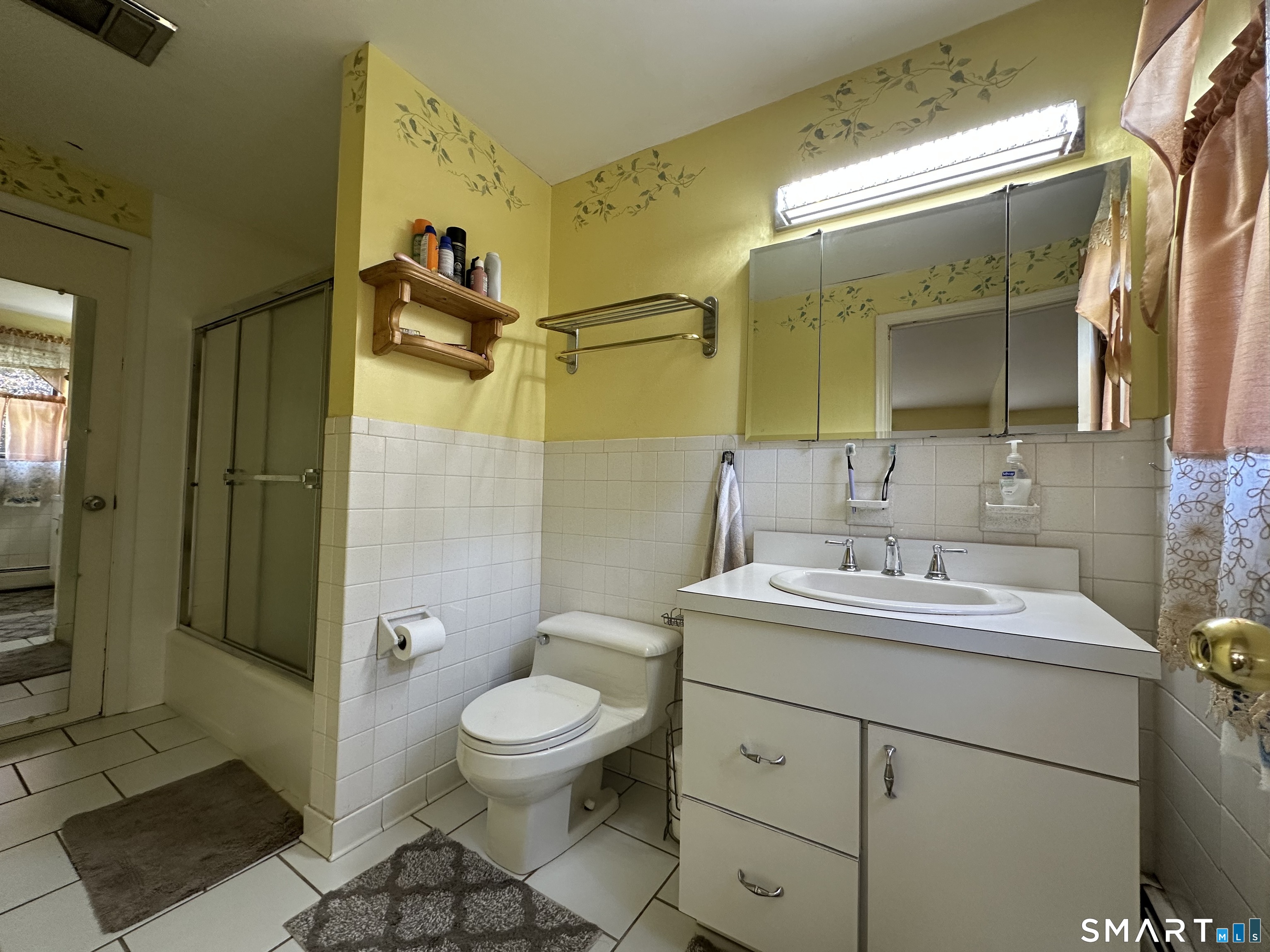 99 Glenwood Drive Wethersfield CT 06109