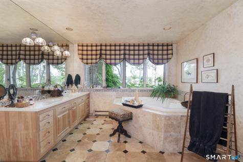 38-1 Buttonball Road Old Lyme CT 06371