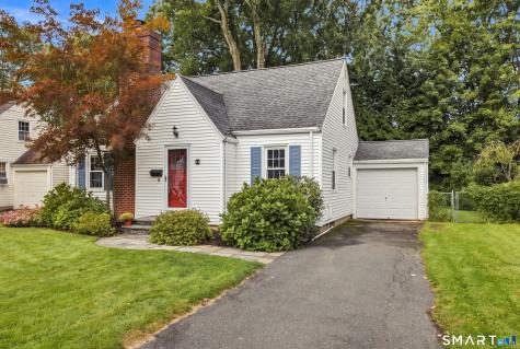 11 Farnham Road West Hartford CT 06119