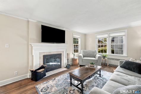 11 Farnham Road West Hartford CT 06119