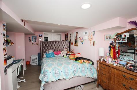 32 Spring Street Ansonia CT 06401