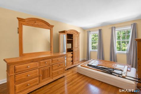 14 North Branch Road Newtown CT 06470