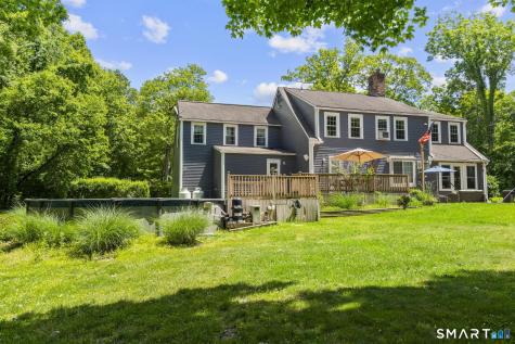 14 North Branch Road Newtown CT 06470